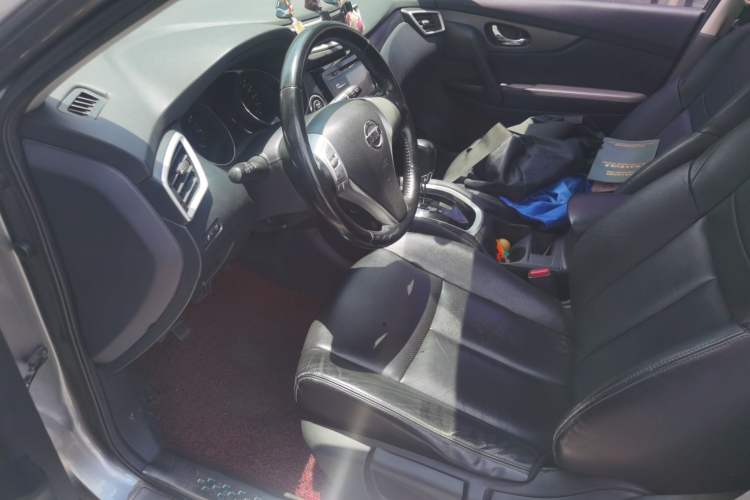Used Nissan X-Trail 2014 2.0L CVT Comfort Edition 2WD Left Front Seat
