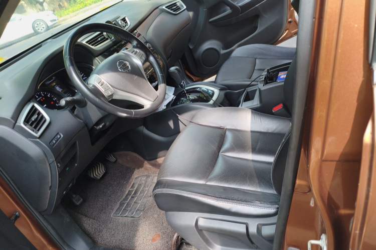 Used Nissan X-Trail 2014 2.0L CVT Smart Edition 2WD Left Front Seat