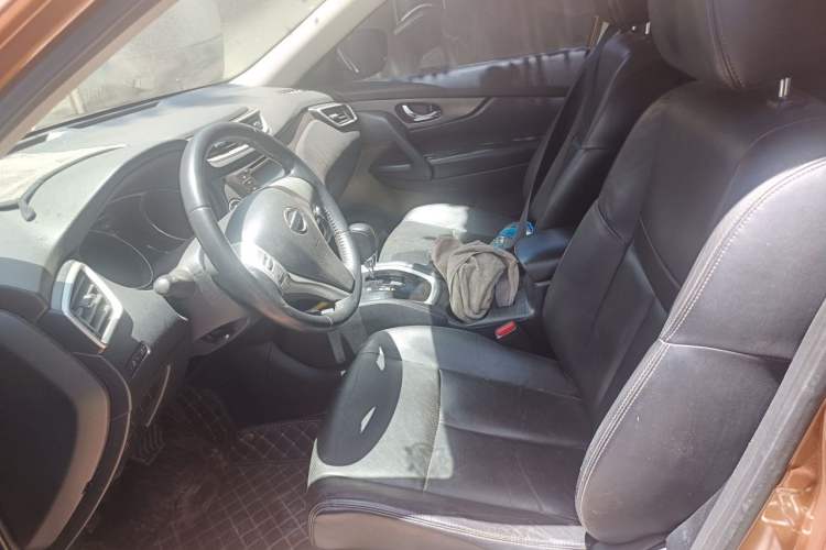 Used Nissan X-Trail 2014 2.0L CVT Comfort Edition 2WD Left Front Seat