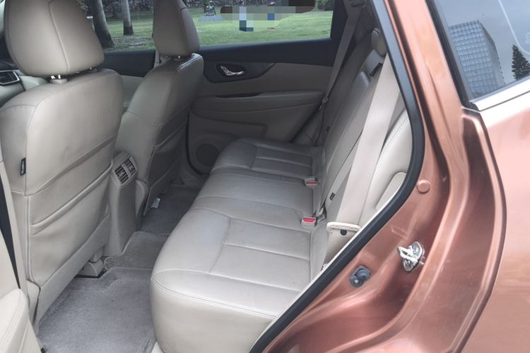 Used Nissan X-Trail 2014 2.0L CVT Comfort Edition 2WD Left Rear Seat