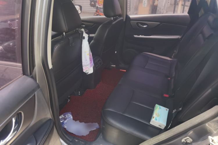 Used Nissan X-Trail 2014 2.0L CVT Comfort Edition 2WD Left Rear Seat
