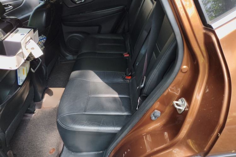 Used Nissan X-Trail 2014 2.0L CVT Smart Edition 2WD Left Rear Seat