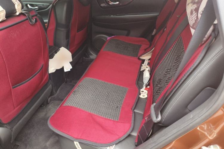 Used Nissan X-Trail 2014 2.5L CVT Luxury Edition 4WD Left Rear Seat