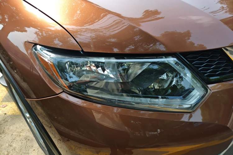 Used Nissan X-Trail 2014 2.0L CVT Comfort Edition 2WD Right Front Headlight