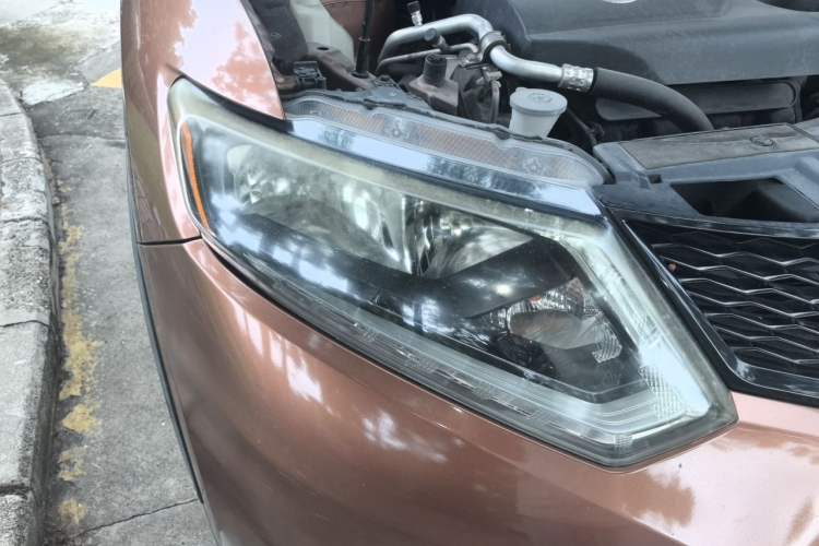 Used Nissan X-Trail 2014 2.0L CVT Comfort Edition 2WD Right Front Headlight