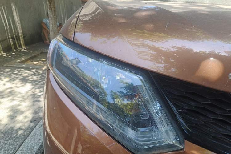 Used Nissan X-Trail 2014 2.0L CVT Comfort Edition 2WD Right Front Headlight