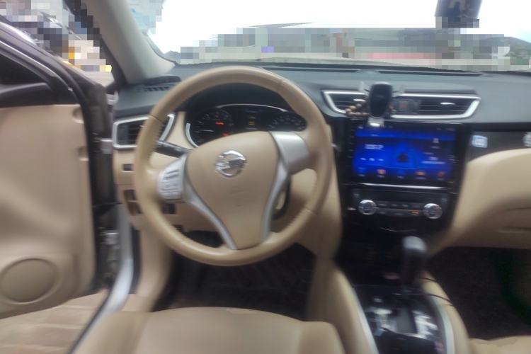 Used Nissan X-Trail 2014 2.0L CVT Comfort Edition 2WD Steering Wheel
