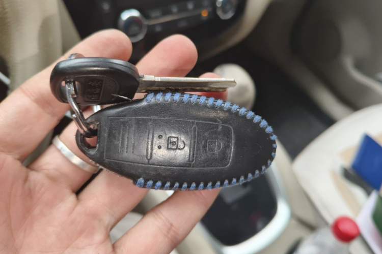 Used Nissan X-Trail 2014 2.0L CVT Comfort Edition 2WD Vehicle Key