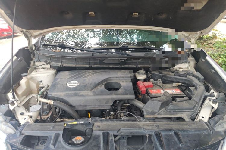 Used Nissan X-Trail 2014 2.0L CVT Comfort Edition 2WD Engine Bay