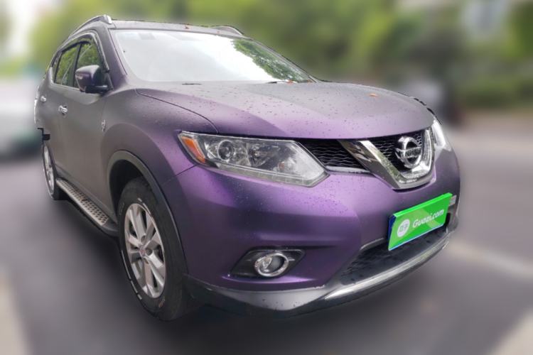 Used Nissan X-Trail 2014 2.5L CVT Luxury Edition 4WD Front Right 45 Deg