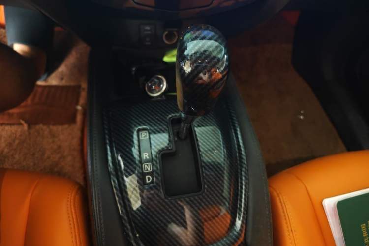 Used Nissan X-Trail 2014 2.5L CVT Luxury Edition 4WD Gear Lever