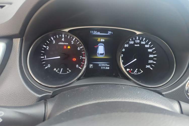 Used Nissan X-Trail 2014 2.0L CVT Comfort Edition 2WD Instrument Cluster