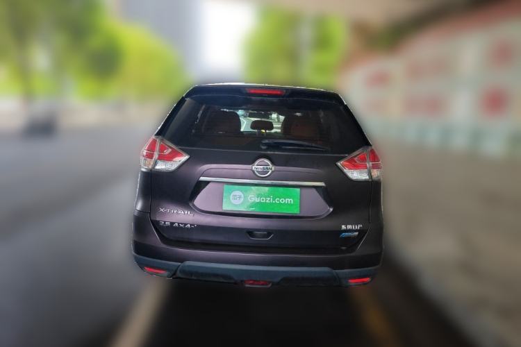 Used Nissan X-Trail 2014 2.5L CVT Luxury Edition 4WD Rear