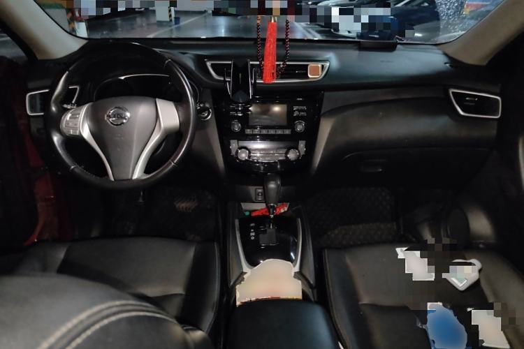 Used Nissan X-Trail 2014 2.0L CVT Comfort Edition 2WD Center Console