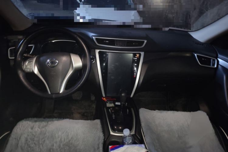 Used Nissan X-Trail 2014 2.0L CVT Comfort Edition 2WD Center Console