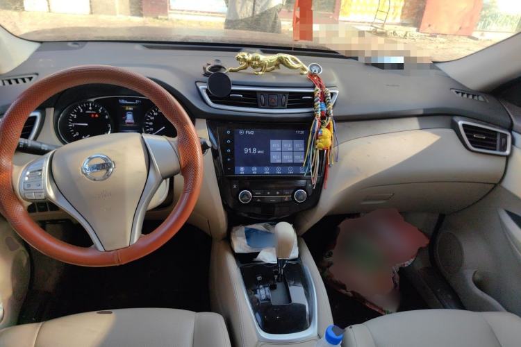 Used Nissan X-Trail 2014 2.0L CVT Comfort Edition 2WD Center Console