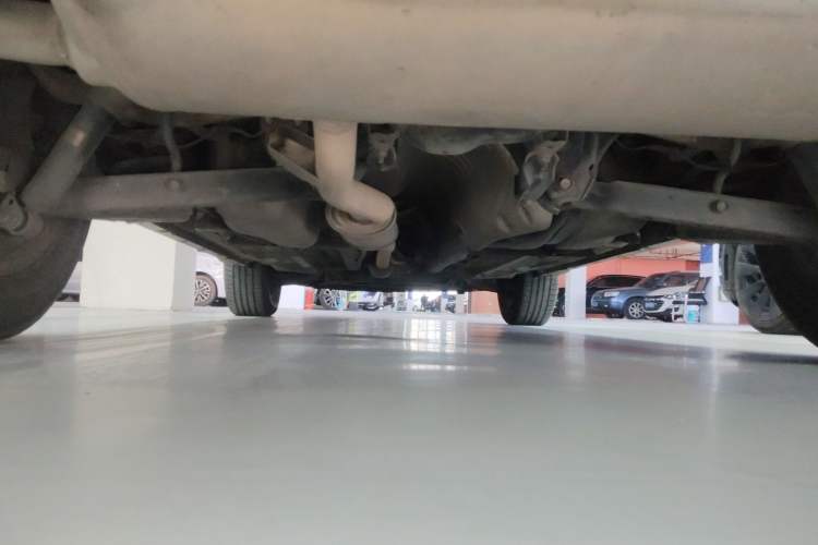 Used Nissan X-Trail 2014 2.0L CVT Comfort Edition 2WD Chassis Rear