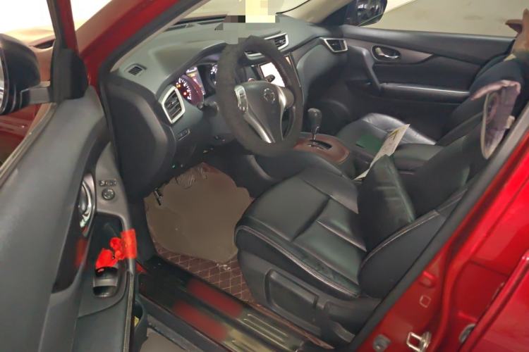 Used Nissan X-Trail 2014 2.0L CVT Comfort Edition 2WD Driver Seat