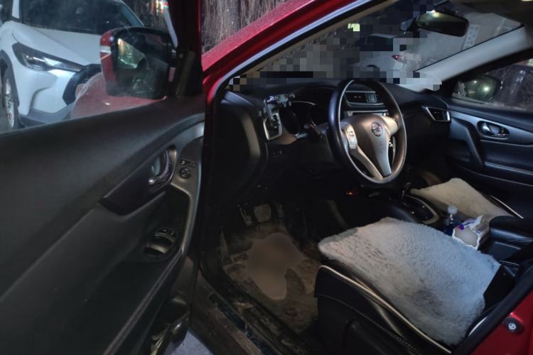 Used Nissan X-Trail 2014 2.0L CVT Comfort Edition 2WD Driver Seat