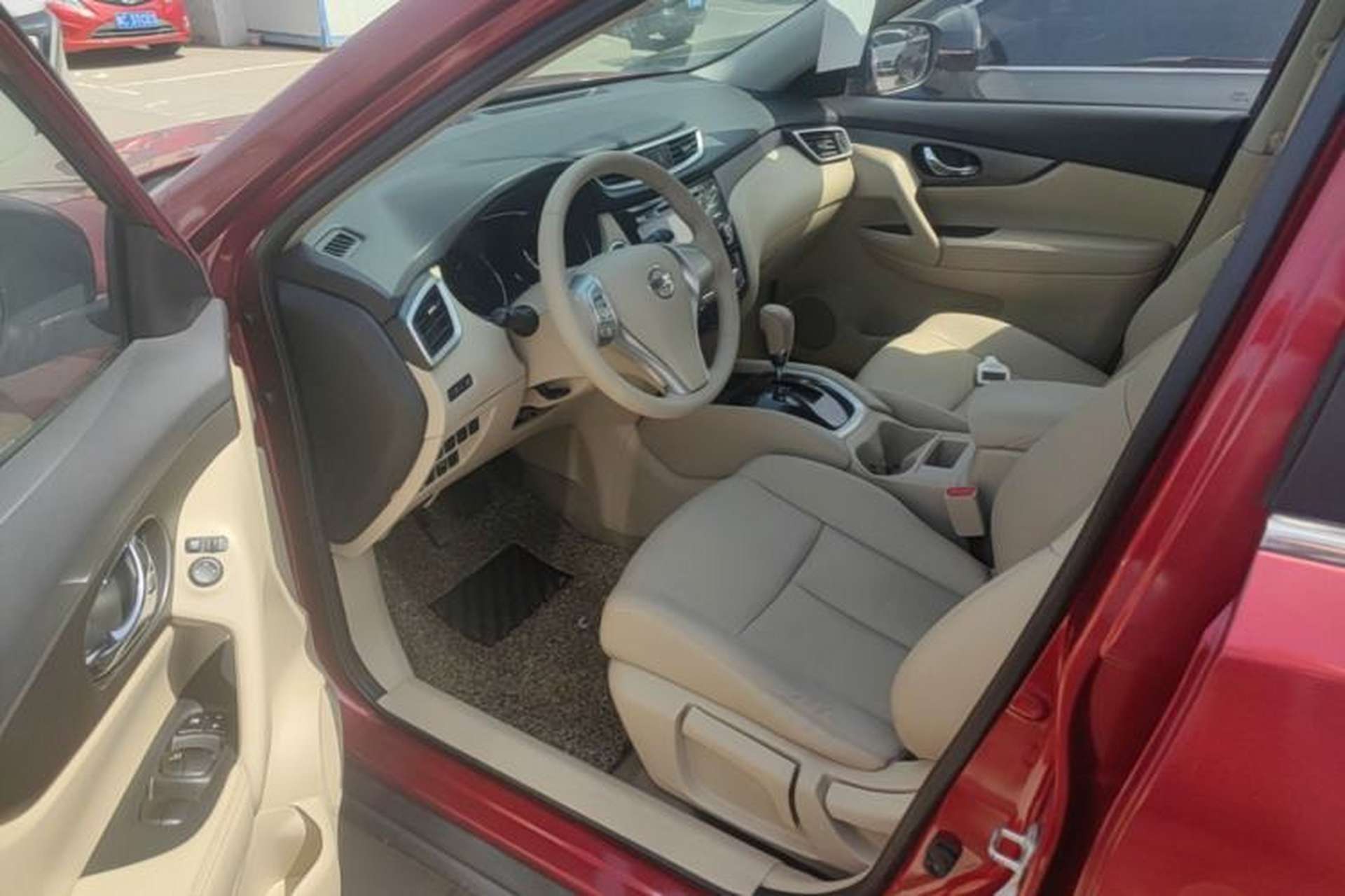 Used Nissan X-Trail 2014 2.0L CVT Comfort Edition 2WD Driver Seat