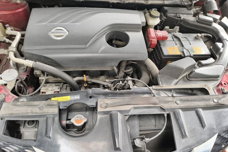 Used Nissan X-Trail 2014 2.0L CVT Comfort Edition 2WD Engine Bay