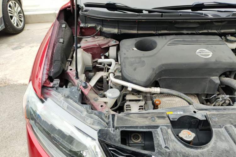 Used Nissan X-Trail 2014 2.5L CVT Luxury Edition 4WD Engine Bay Right