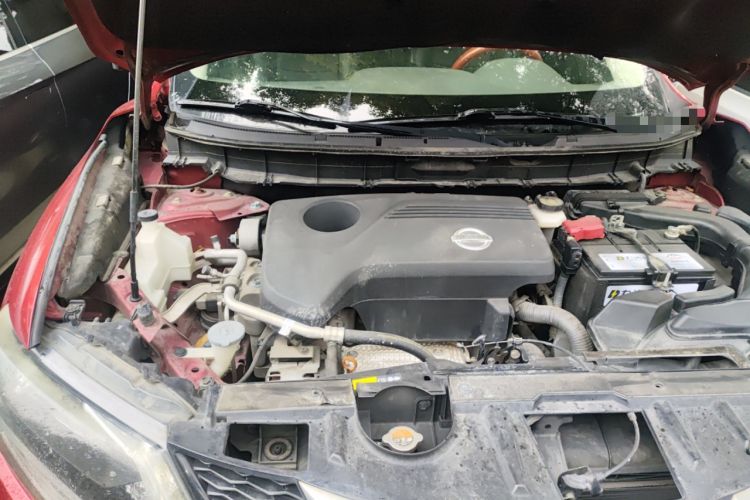 Used Nissan X-Trail 2014 2.5L CVT Luxury Edition 4WD Engine Bay Right