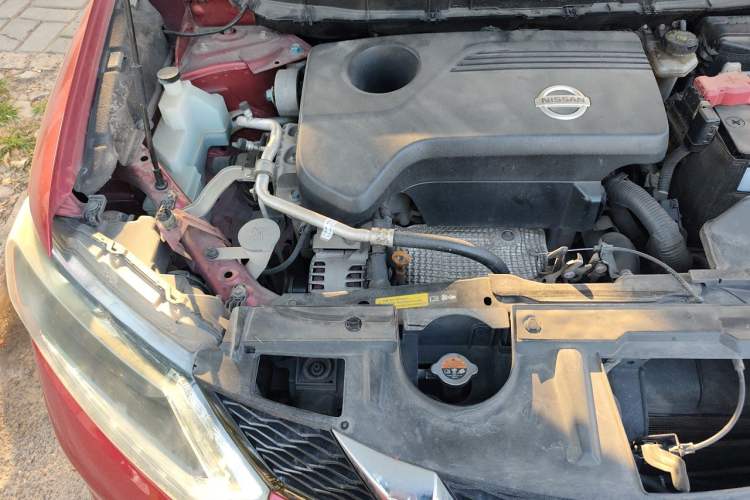 Used Nissan X-Trail 2014 2.5L CVT Luxury Edition 4WD Engine Bay Right