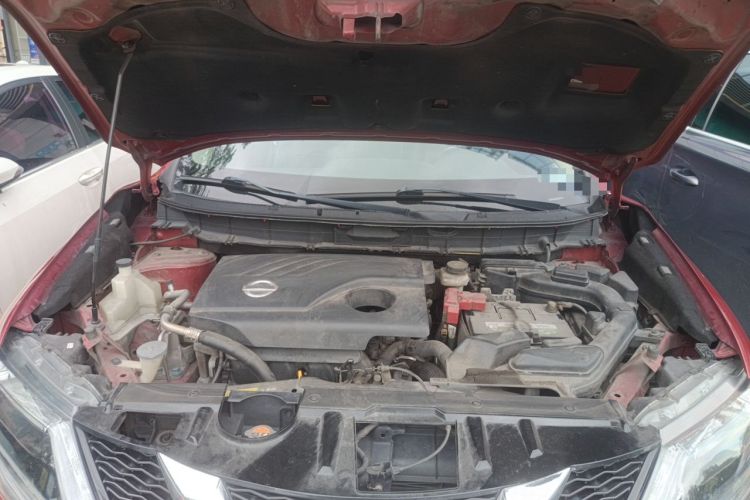 Used Nissan X-Trail 2014 2.0L CVT Comfort Edition 2WD Engine Bay