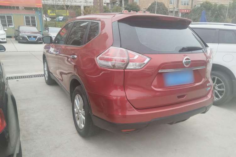 Used Nissan X-Trail 2014 2.0L CVT Comfort Edition 2WD Exterior 1