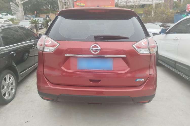 Used Nissan X-Trail 2014 2.0L CVT Comfort Edition 2WD Exterior 2