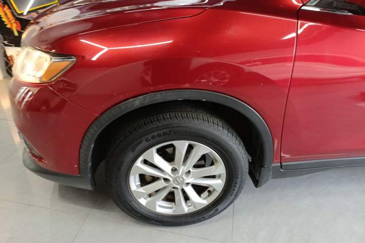 Used Nissan X-Trail 2014 2.0L CVT Comfort Edition 2WD Exterior 4