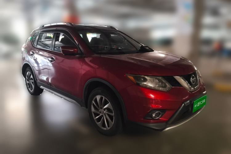 Used Nissan X-Trail 2014 2.5L CVT Ultimate Edition 4WD Front Right 45 Deg