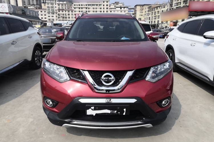 Used Nissan X-Trail 2014 2.5L CVT Luxury Edition 4WD Front