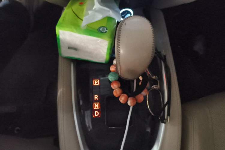 Used Nissan X-Trail 2014 2.5L CVT Ultimate Edition 4WD Gear Lever