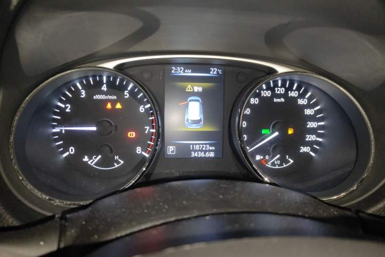 Used Nissan X-Trail 2014 2.0L CVT Comfort Edition 2WD Instrument Cluster