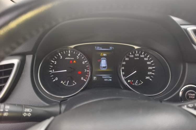 Used Nissan X-Trail 2014 2.0L CVT Comfort Edition 2WD Instrument Cluster