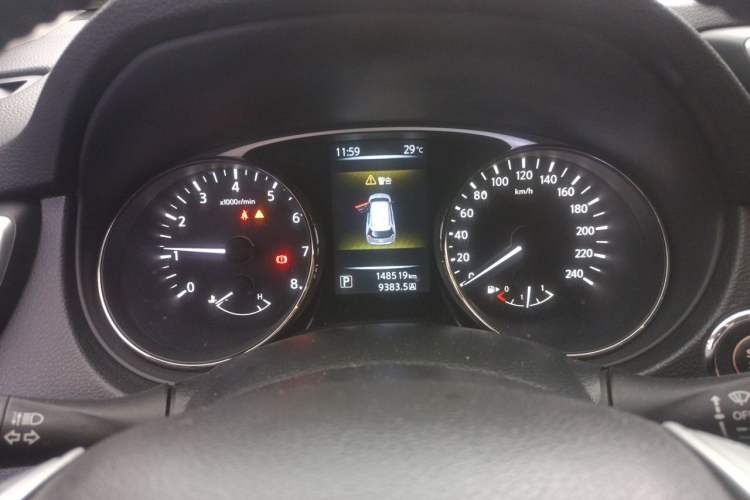 Used Nissan X-Trail 2014 2.0L CVT Comfort Edition 2WD Instrument Cluster