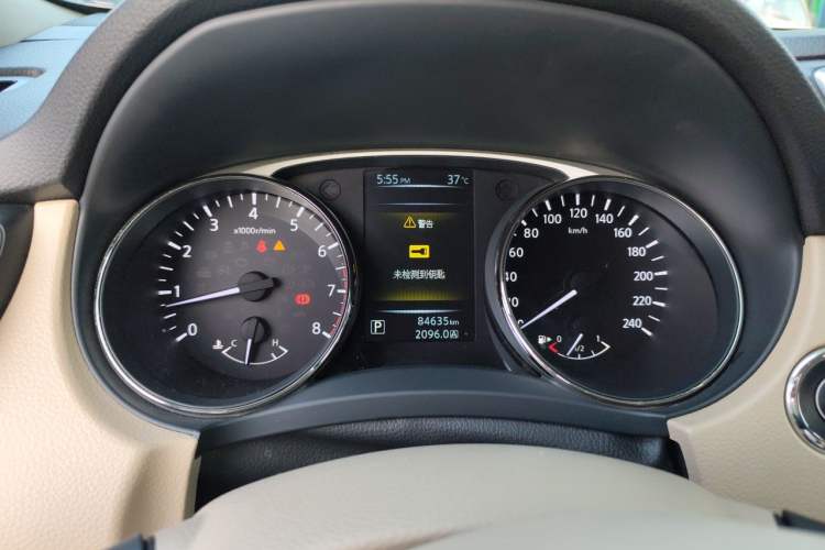 Used Nissan X-Trail 2014 2.5L CVT Luxury Edition 4WD Instrument Cluster