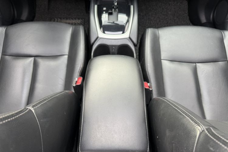 Used Nissan X-Trail 2014 2.0L CVT Comfort Edition 2WD Interior 12