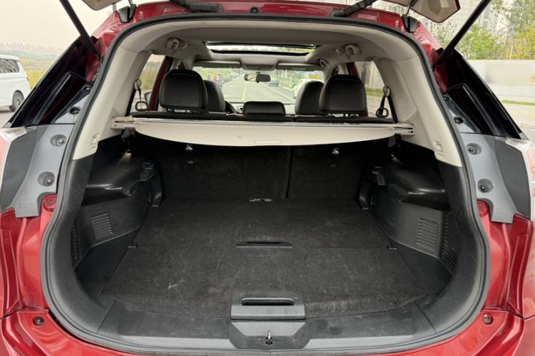 Used Nissan X-Trail 2014 2.0L CVT Comfort Edition 2WD Interior 13