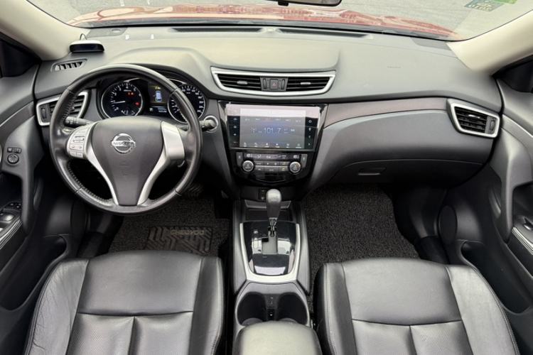 Used Nissan X-Trail 2014 2.0L CVT Comfort Edition 2WD Interior 7