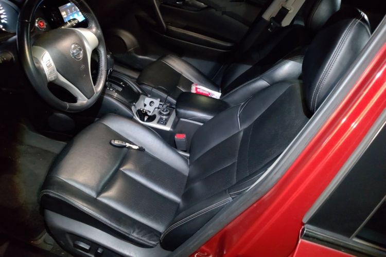 Used Nissan X-Trail 2014 2.5L CVT Luxury Edition 4WD Left Front Seat
