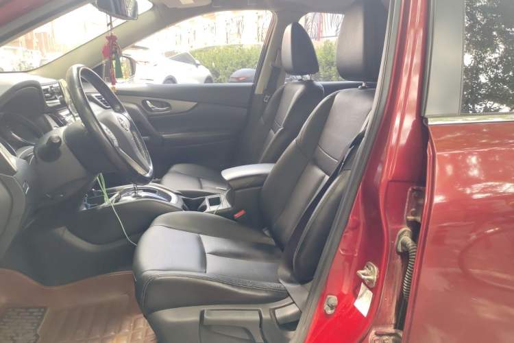 Used Nissan X-Trail 2014 2.0L CVT Comfort Edition 2WD Left Front Seat