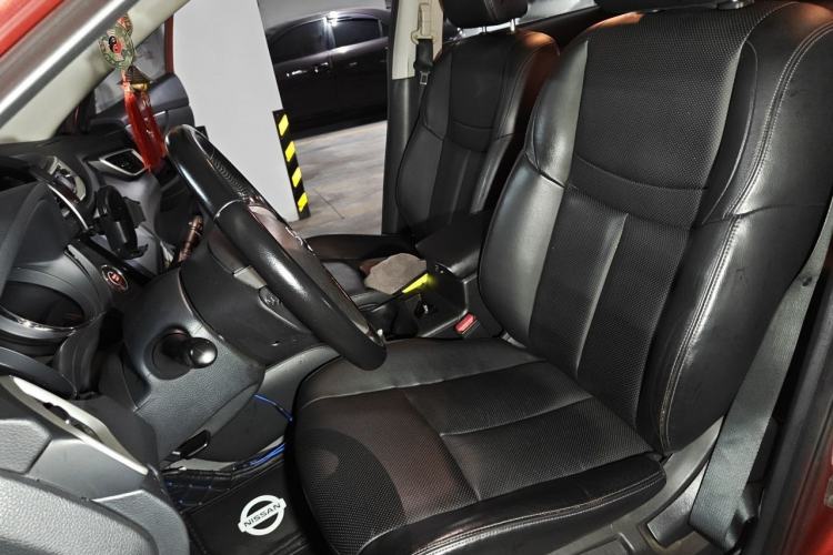 Used Nissan X-Trail 2014 2.0L CVT Comfort Edition 2WD Left Front Seat