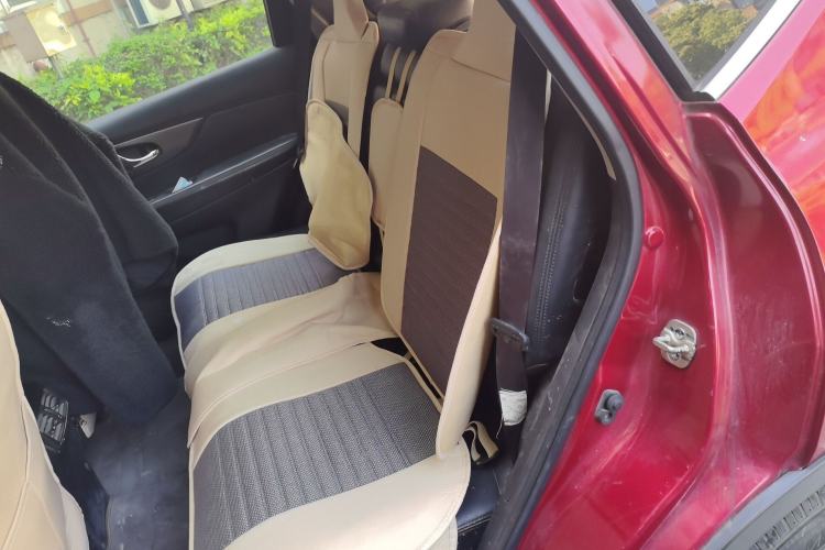 Used Nissan X-Trail 2014 2.0L CVT Fashion Edition 2WD Left Rear Seat