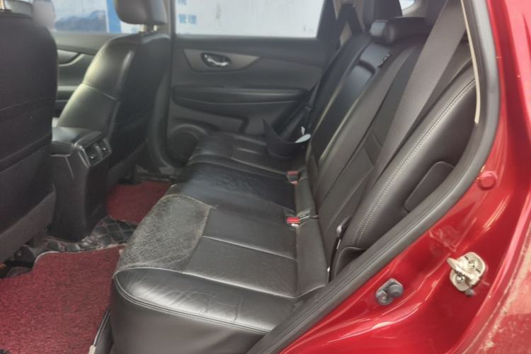 Used Nissan X-Trail 2014 2.0L CVT Comfort Edition 2WD Left Rear Seat