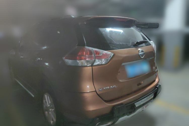 Used Nissan X-Trail 2014 2.0L CVT Comfort Edition 2WD Rear Left 45 Deg