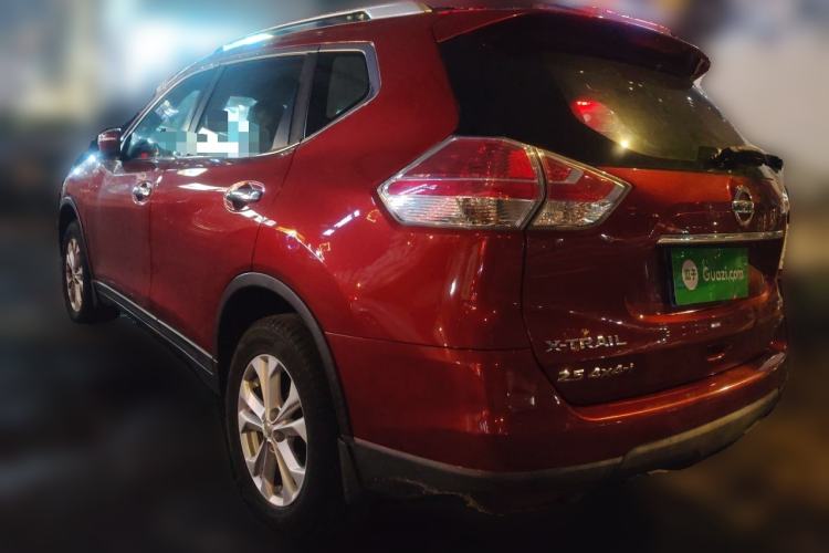 Used Nissan X-Trail 2014 2.5L CVT Leading Edition 4WD Rear Left 45 Deg
