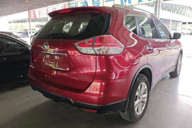 Used Nissan X-Trail 2014 2.0L CVT Fashion Edition 2WD Rear Right 45 Deg